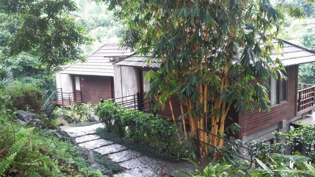 The Green Forest Resort Lembang Exterior foto
